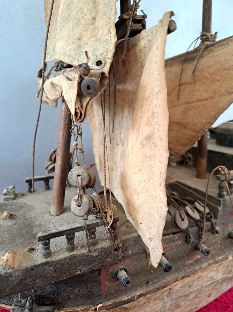 Antique wooden ship model (8)