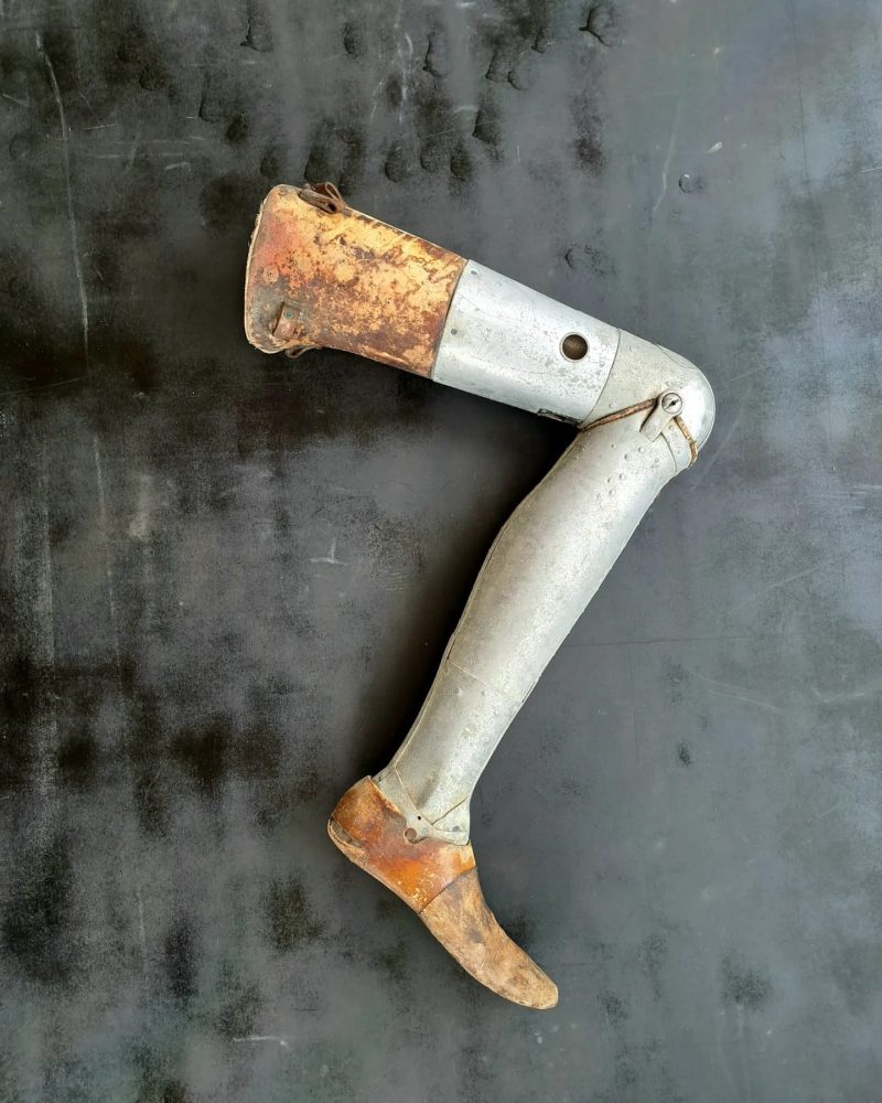 early 20th century prosthetic leg (5)