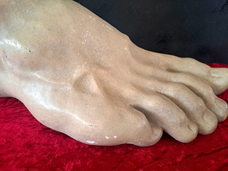 large plaster foot copy of mihelangelos david (2)